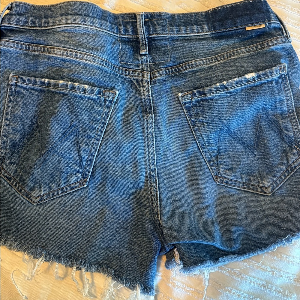 Mother The Durchie Short  Fray denim shorts.